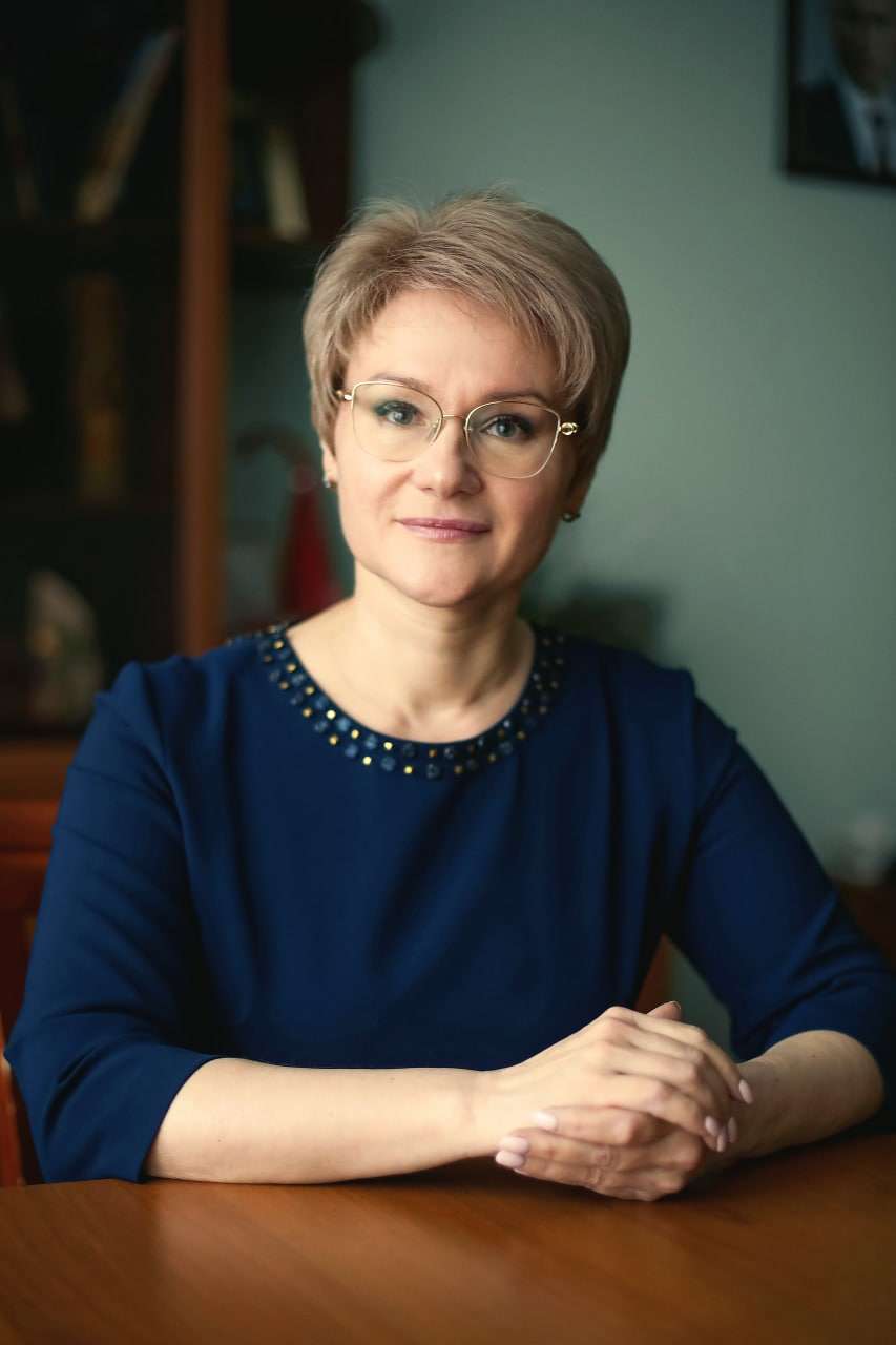Ревуцкая Лариса Анатольевна
