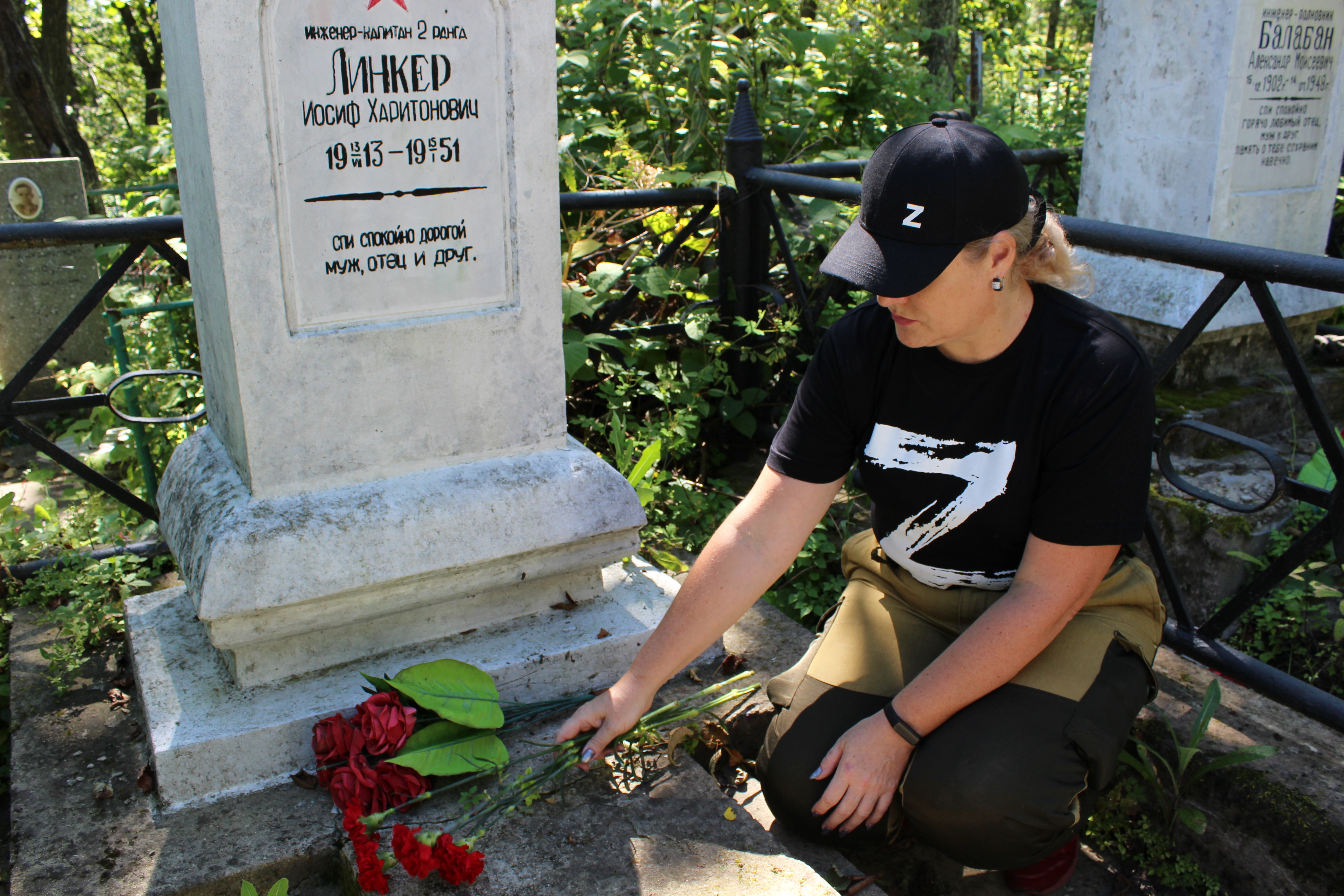 На кладбище во Владивостоке появилась очередь из катафалков