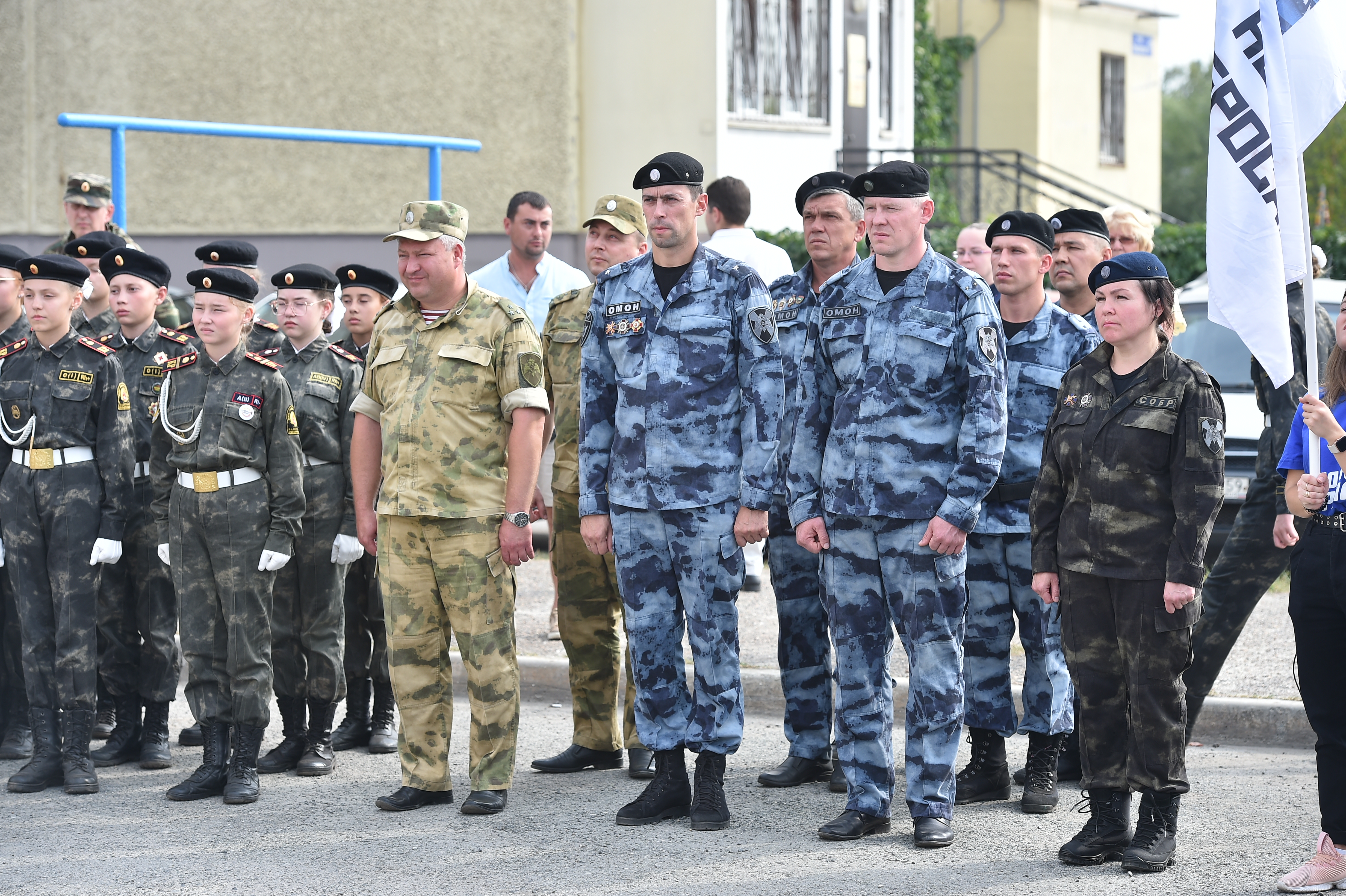 В Перми увековечили память погибшего на Украине старшего лейтенанта полиции  Дениса Соколова