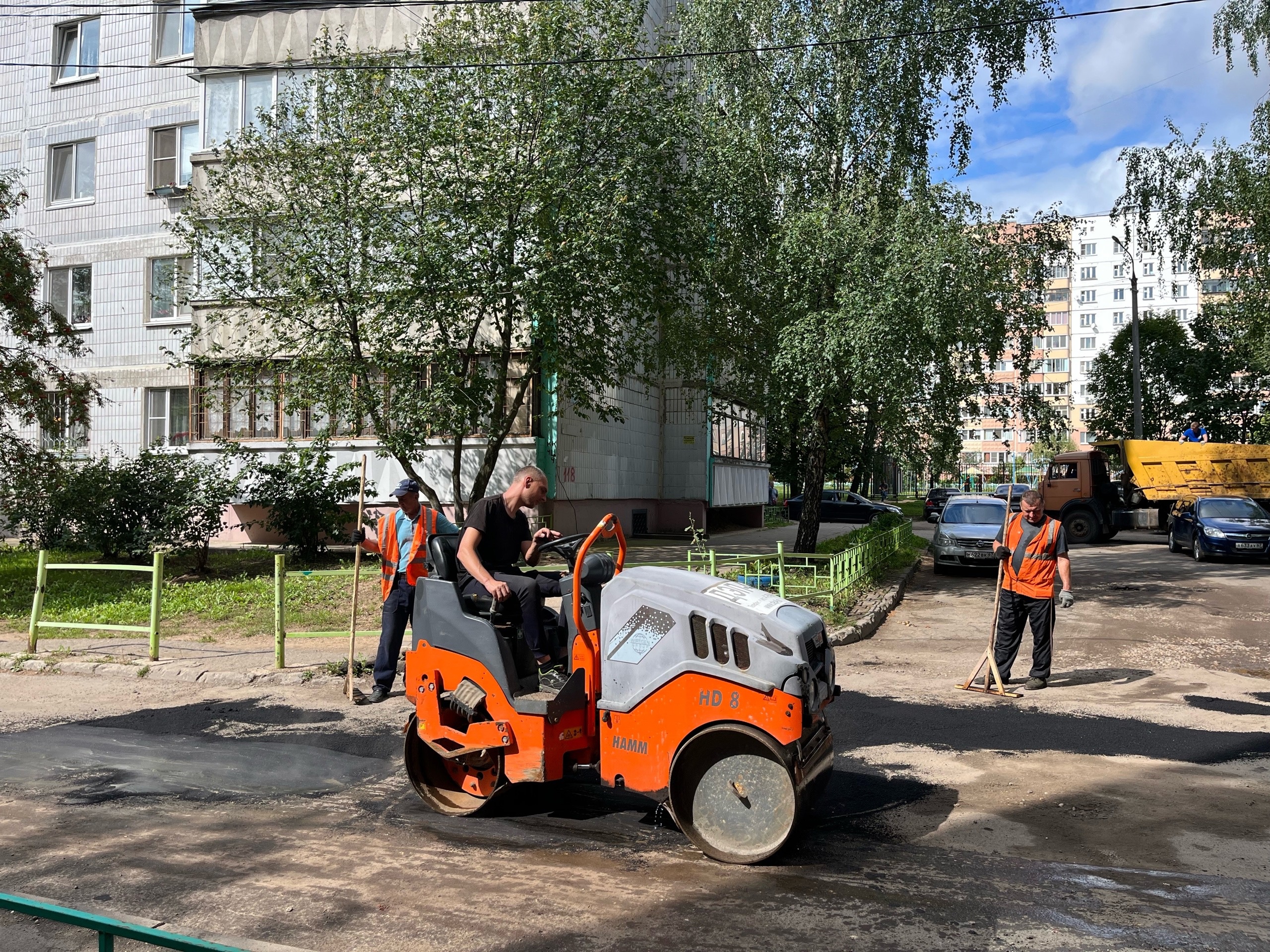 Городская среда в действии». Двор на Попова, 112 привели в порядок после  обращения жильцов