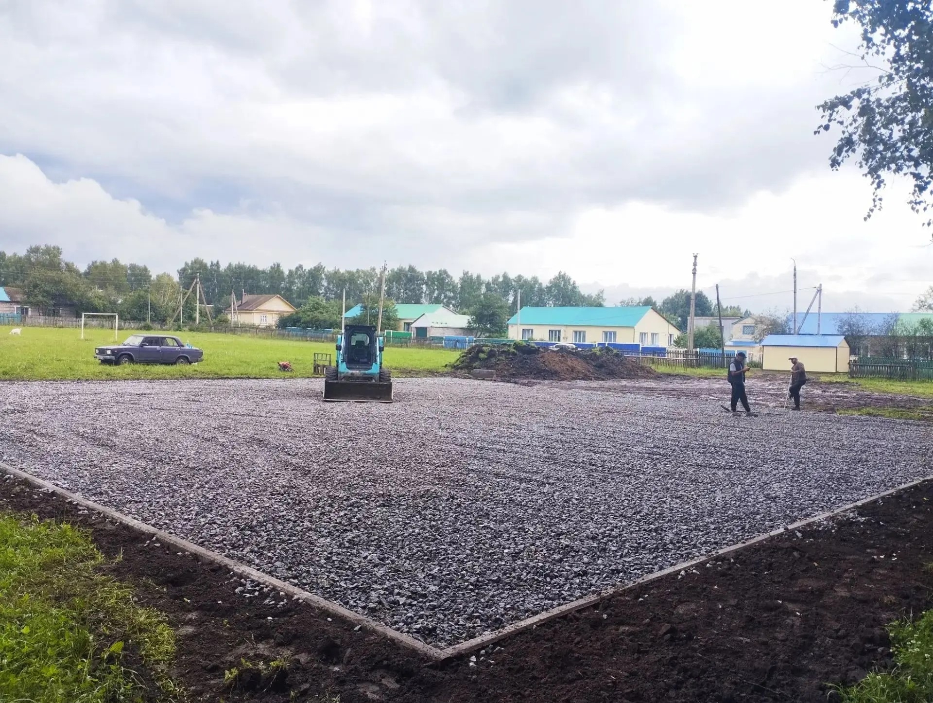 В селе Старокуручево Бакалинского района стартовало благоустройство новой детской площадки