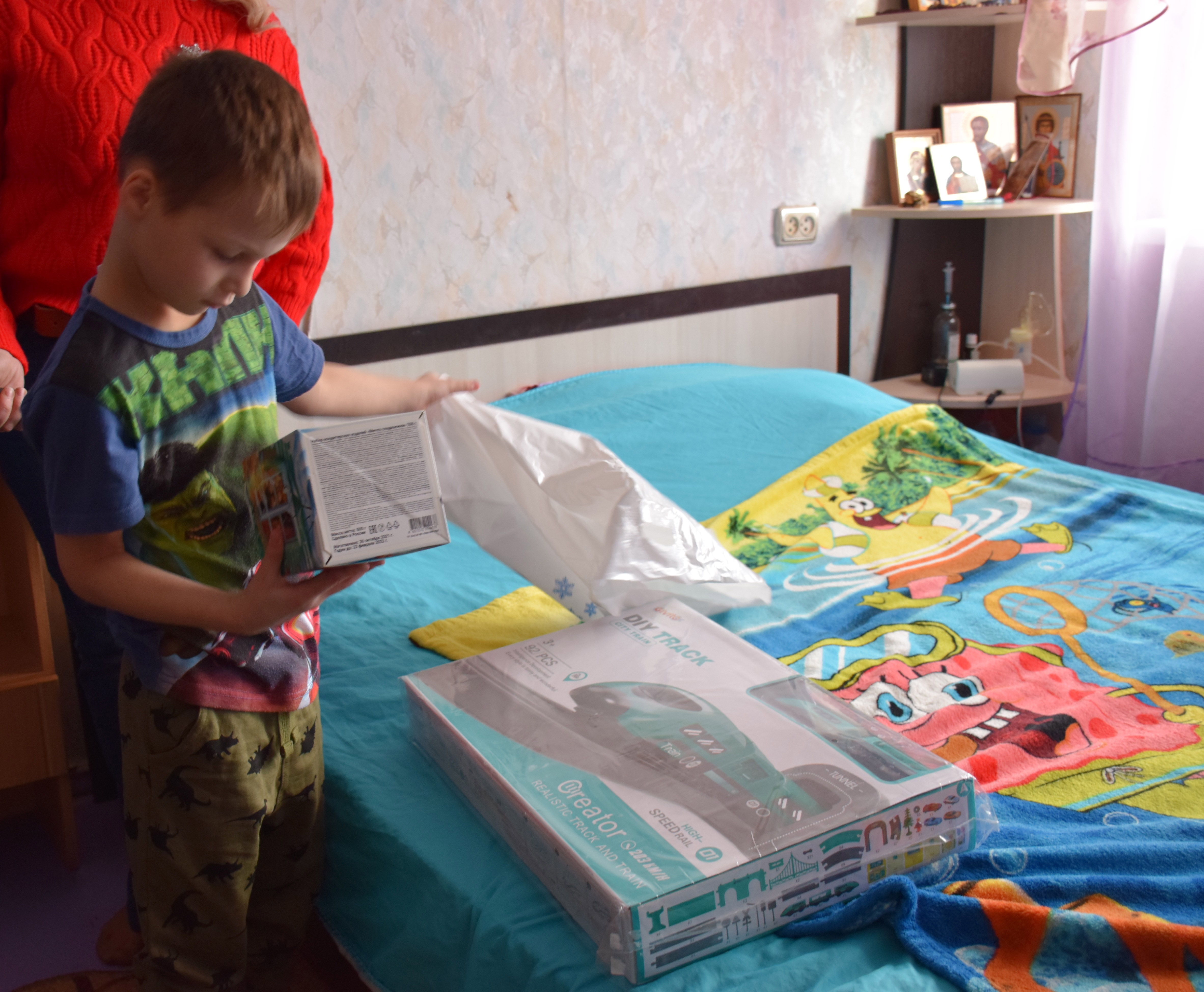 Дмитрий Кобылкин исполнил мечту юного жителя Волгоградской области об игрушечной железной дороге