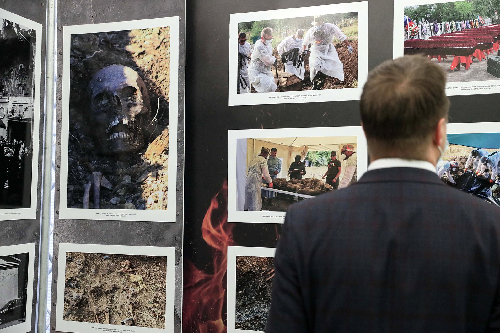 В Госдуме открылась фотовыставка «Трагедия Донбасса». Фото: duma.gov.ru