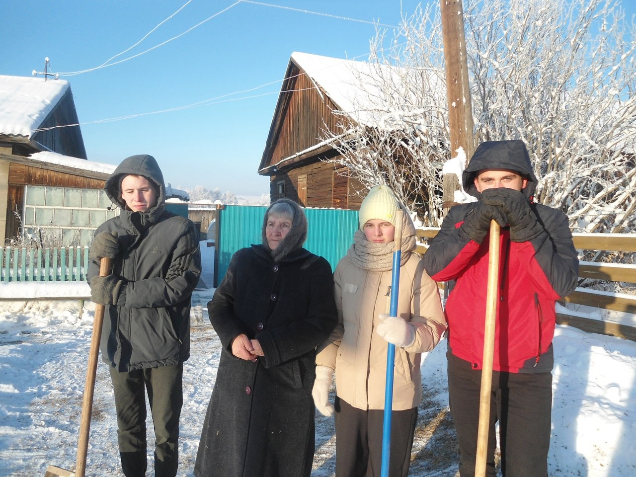 В Саянском районе активисты провели мероприятия в рамках акции "Эстафета добрых дел"