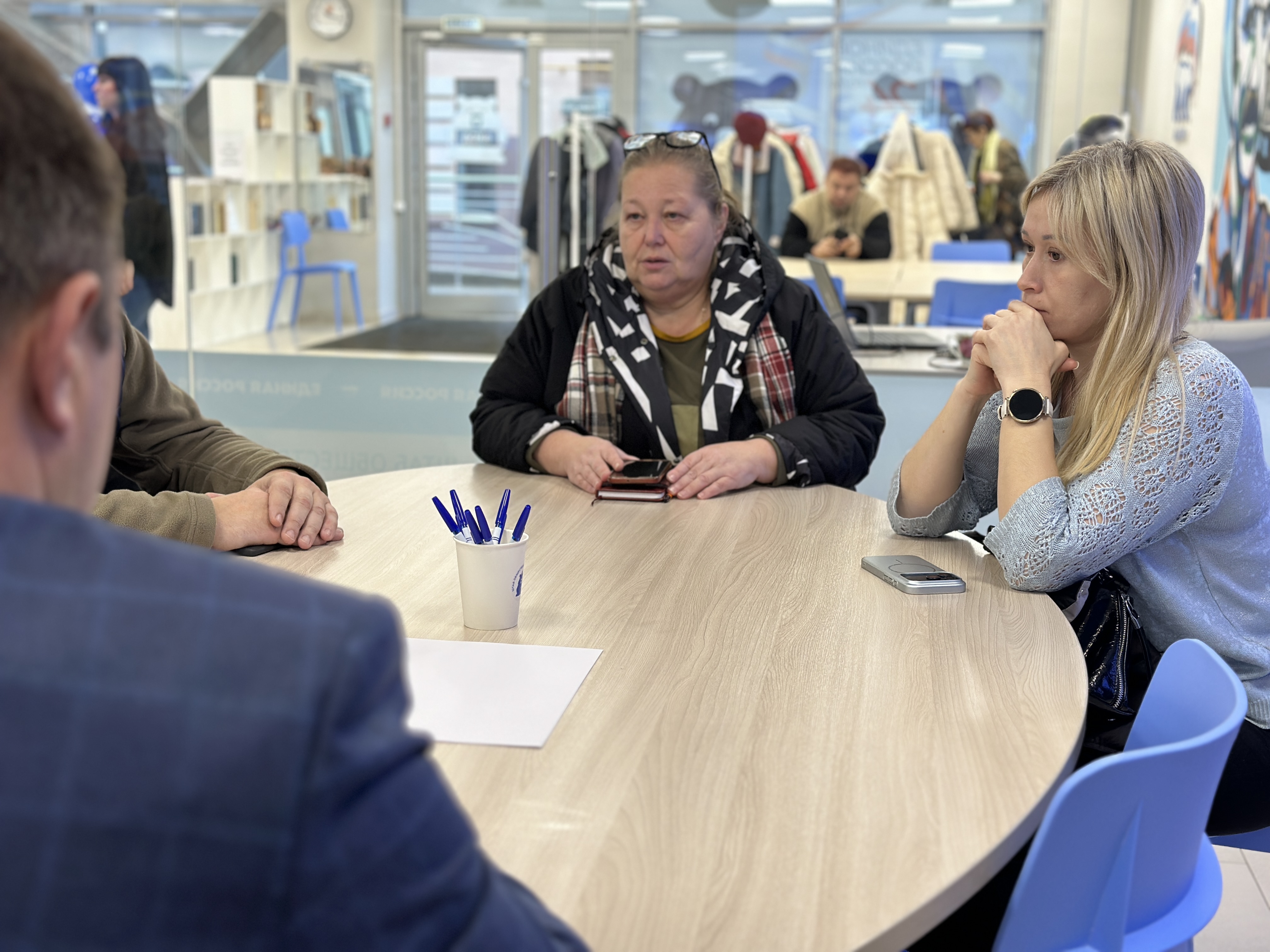 Секретарь Ивановского регионального отделения «Единой России» Сергей Низов провёл приём граждан в Штабе общественной поддержки