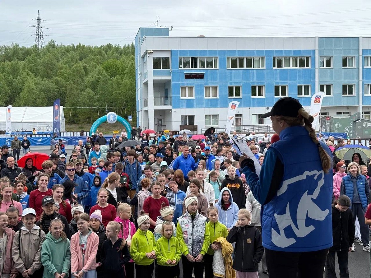 В областном центре на базе спортивного комплекса «Долина уюта» состоялся легкоатлетический пробег. Мероприятие в рамках марафона «Сила России» посвящено Дню России