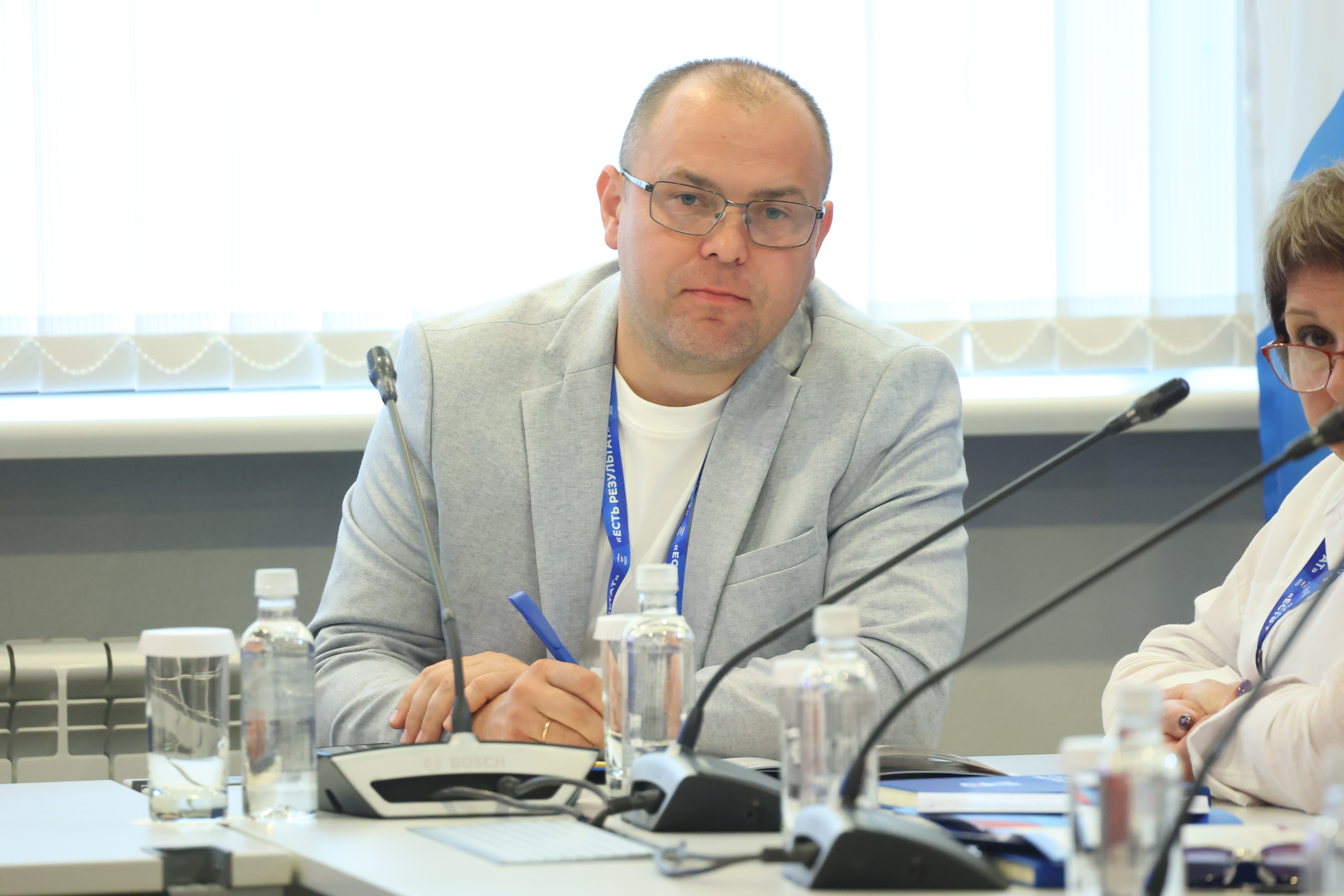 Круглый стол «Благополучие человека: здоровая среда, медицина и поддержка семей»