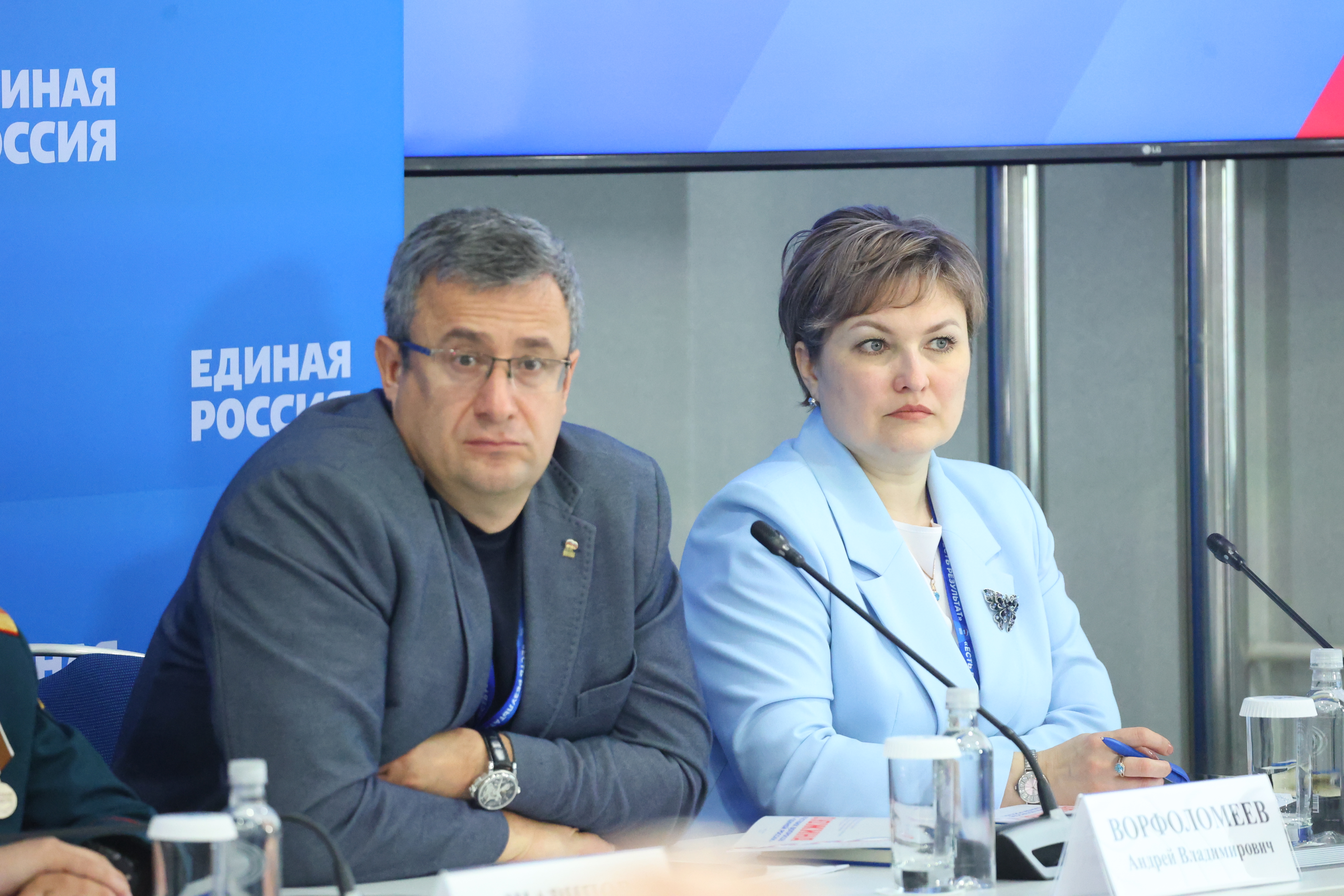 Круглый стол «Технологическое лидерство и сильная экономика: передовая наука, инновационная промышленность и квалифицированные кадры»