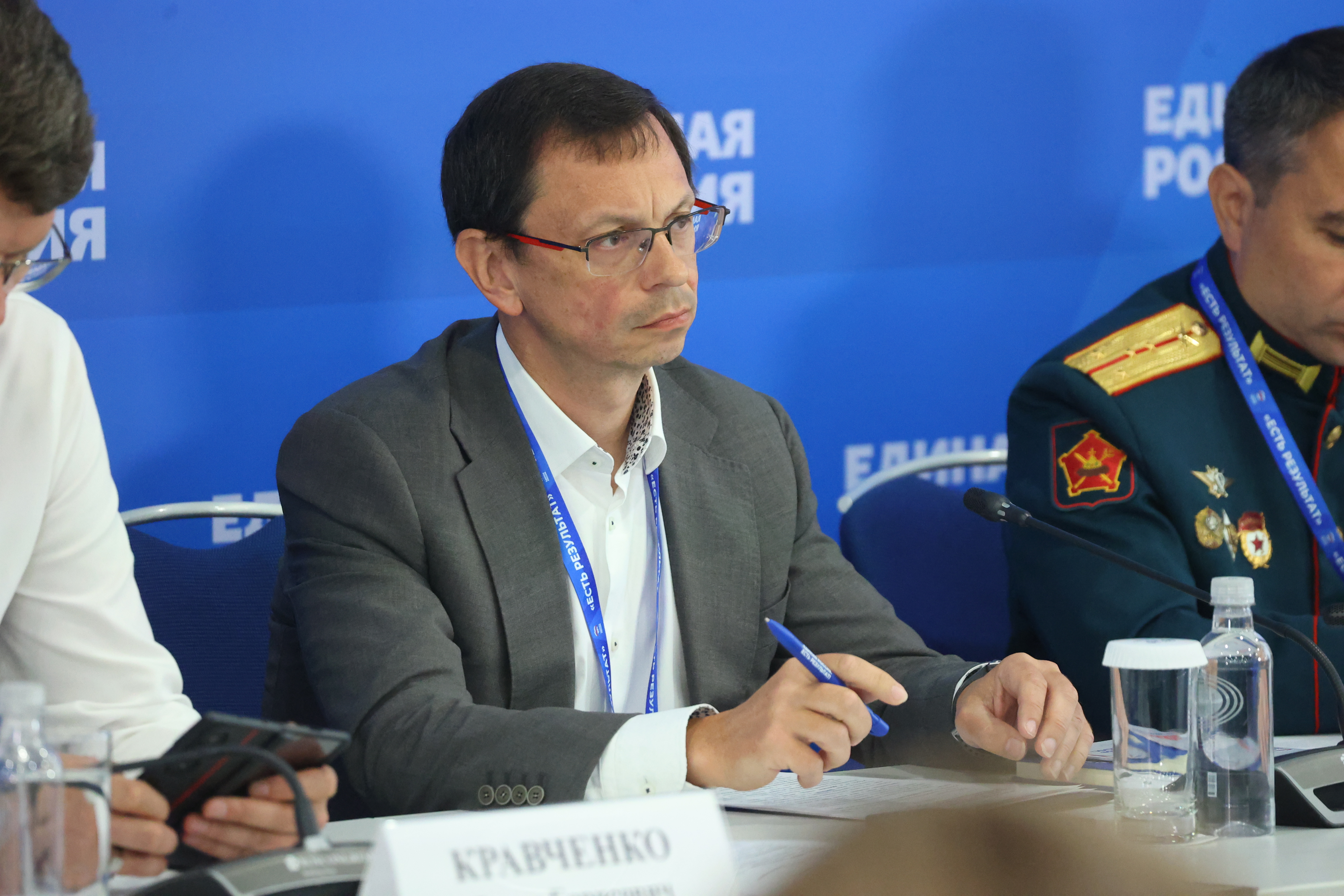 Круглый стол «Технологическое лидерство и сильная экономика: передовая наука, инновационная промышленность и квалифицированные кадры»