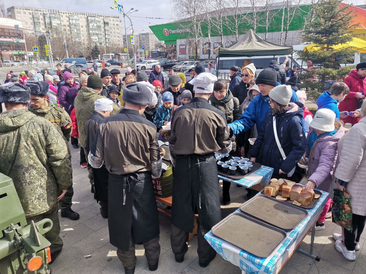 На избирательных участках Ставрополья провожают Масленицу