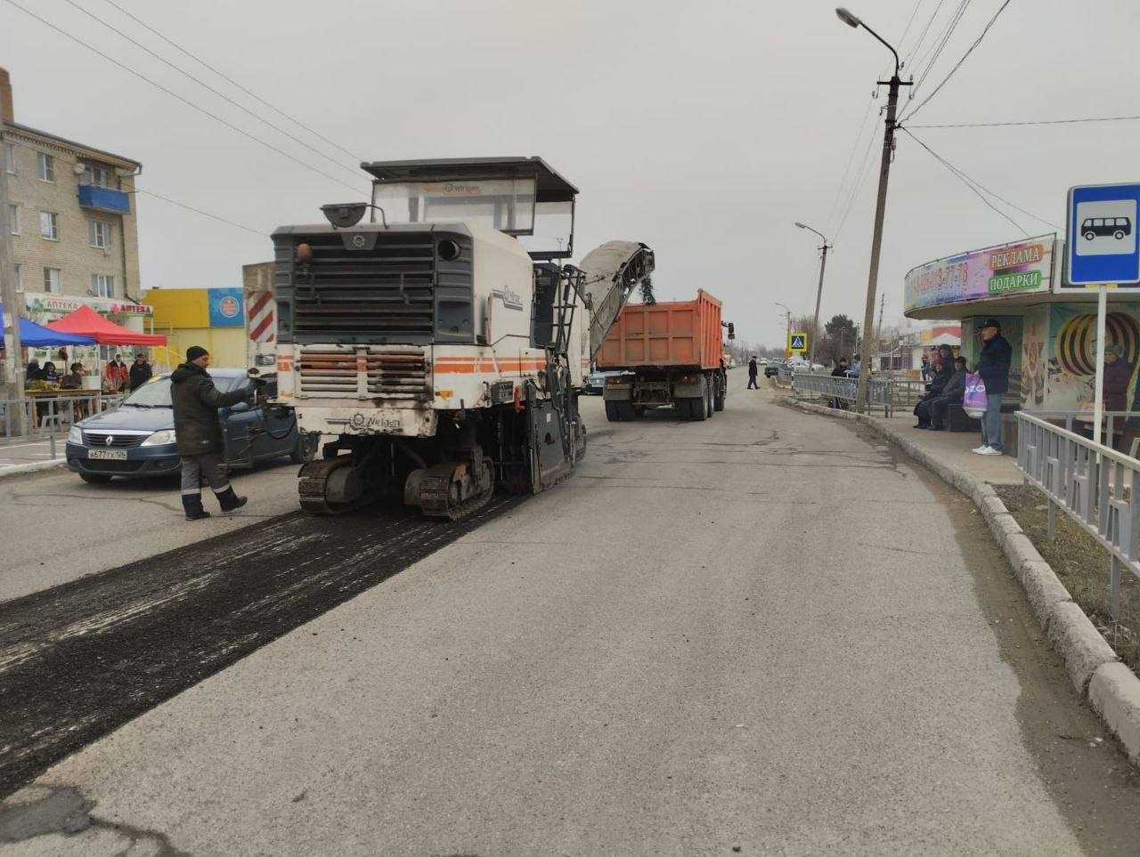 В округах Ставрополья проводится ремонт автодорог