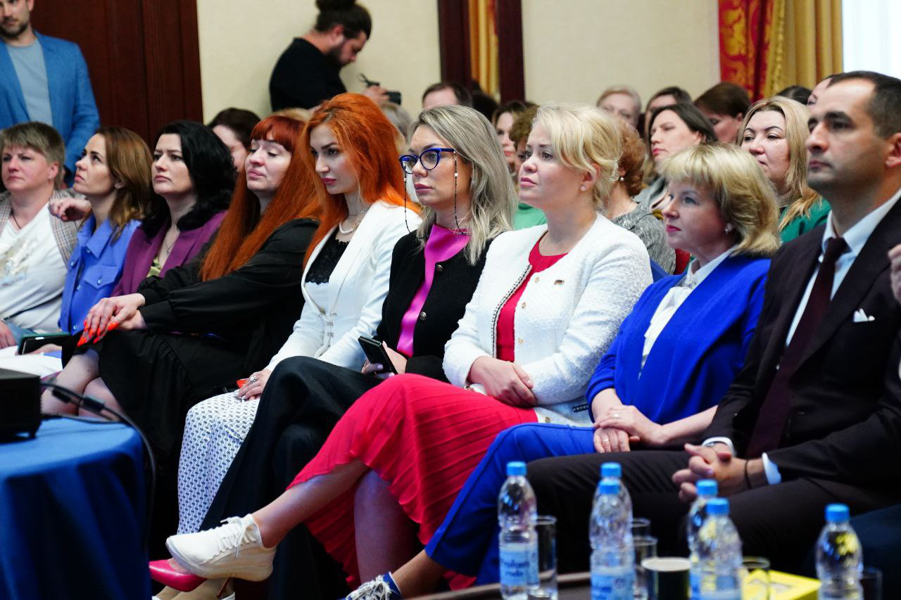 женский клуб в москве