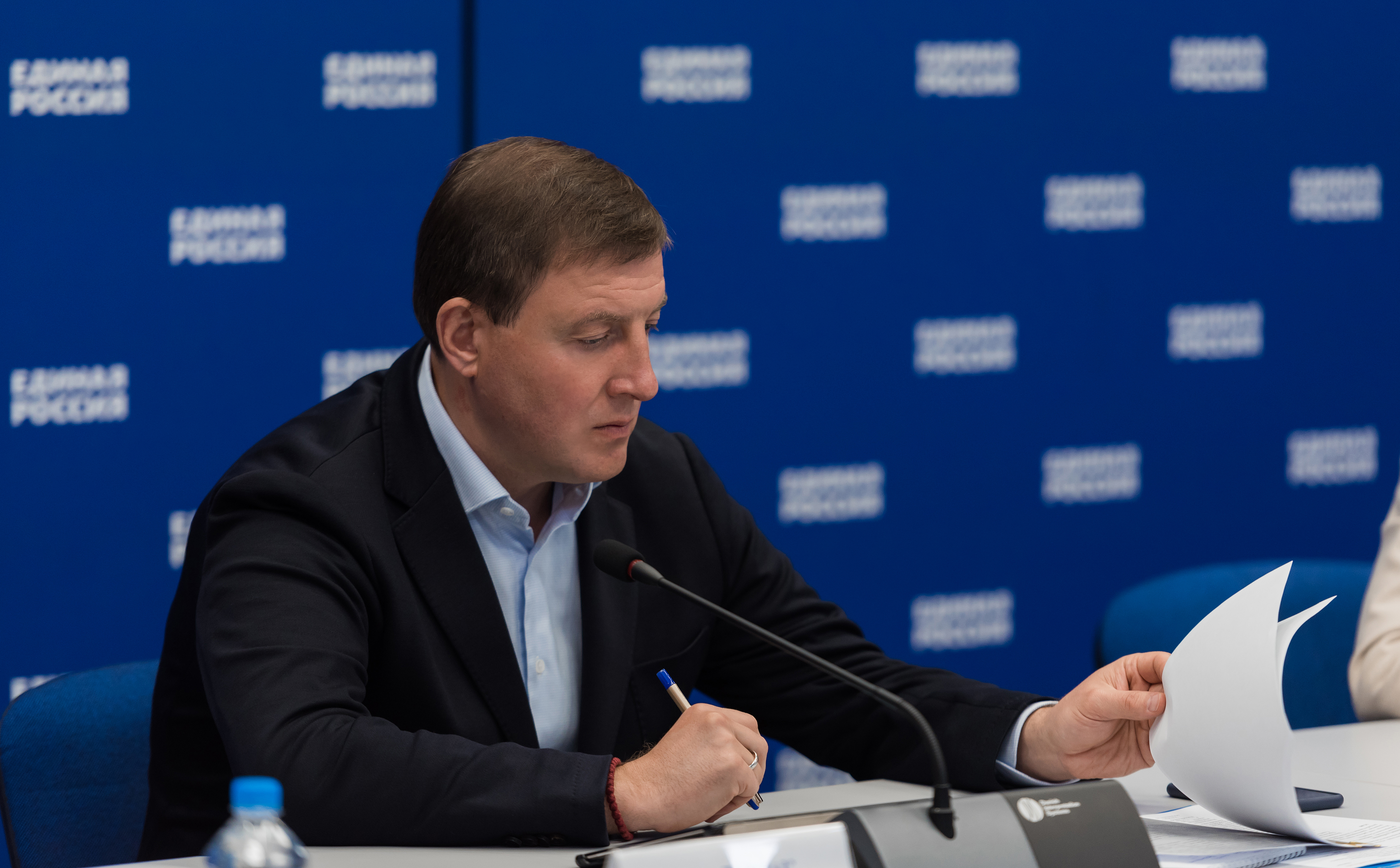 Дмитрий Медведев провел совещание по итогам обсуждений поправок «Единой России» ко второму чтению проекта федерального бюджета на 2022 – 2024 годы