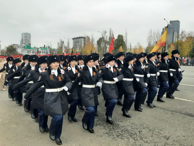 Девятая ноября. Парад 7 ноября. Парад 10 ноября. Кадеты в Самаре на параде 7 ноября 2022. Школа милиции.