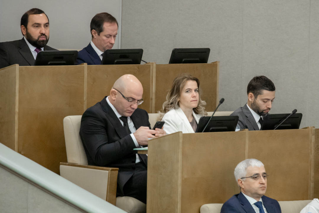 Первое пленарное заседание Госдумы VIII созыва. Фото: er-gosduma