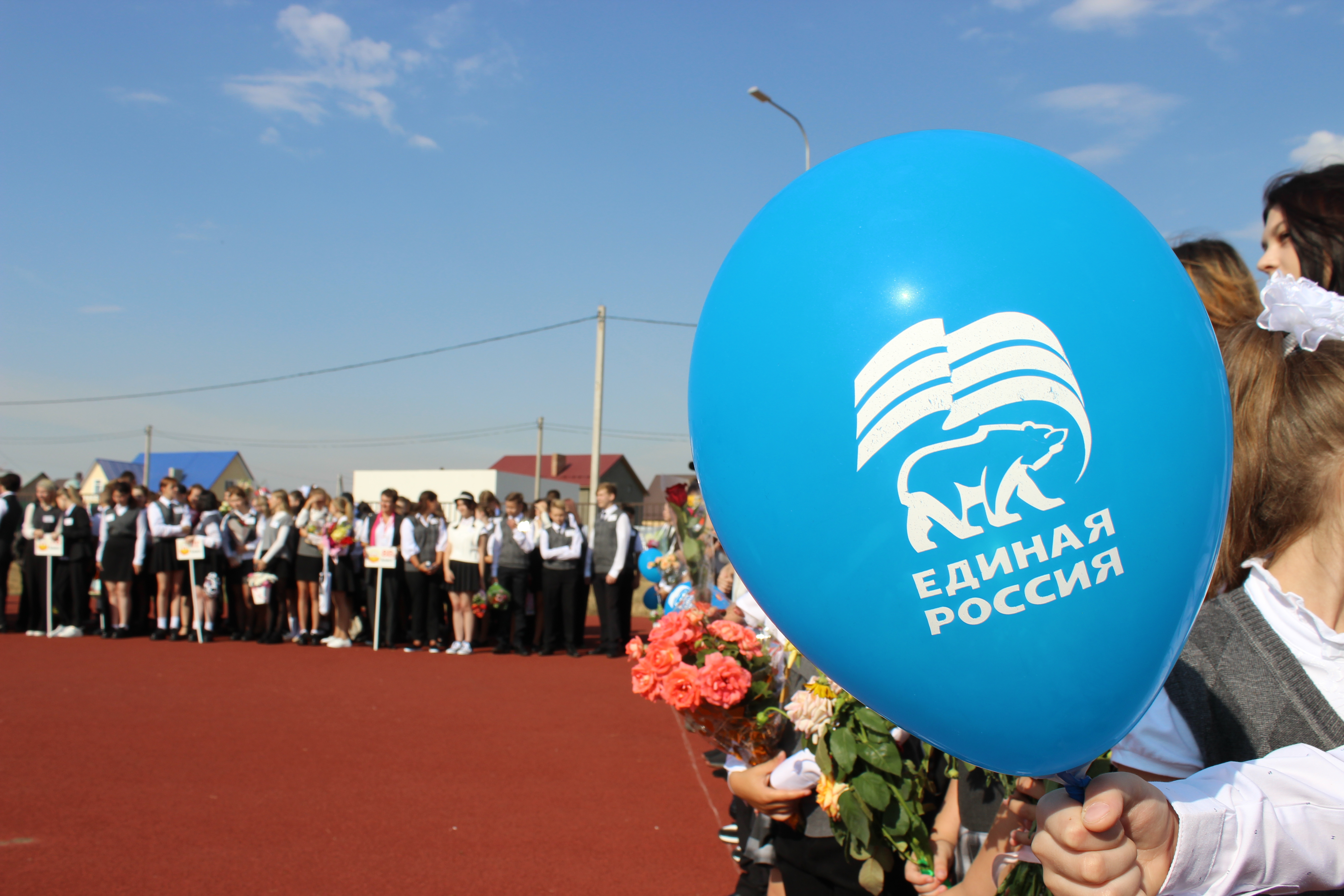 В селе Подгородняя Покровка Оренбургского района открылась новая школа