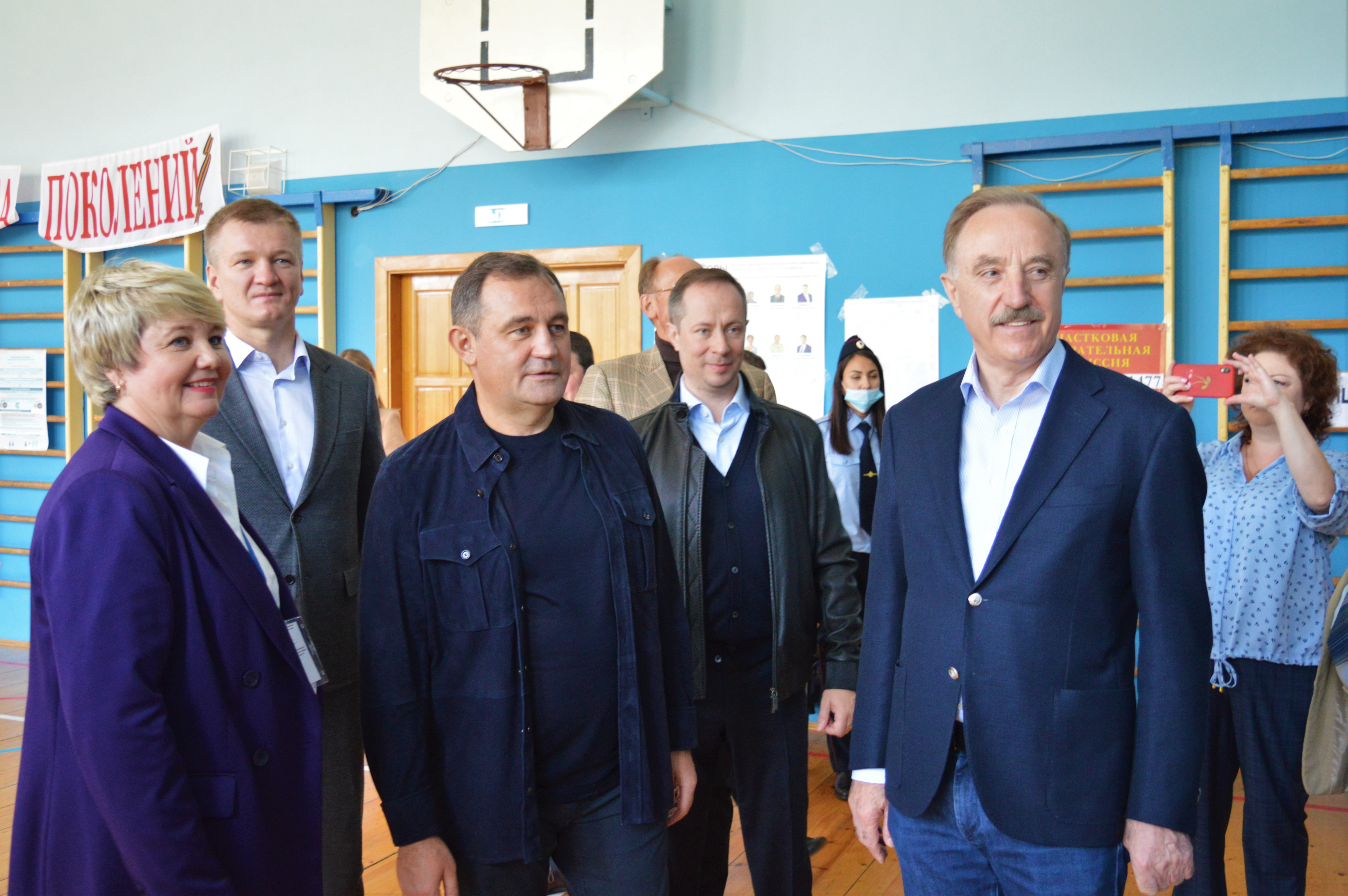 Игорь Брынцалов проверил работу избирательных участков в Люберцах