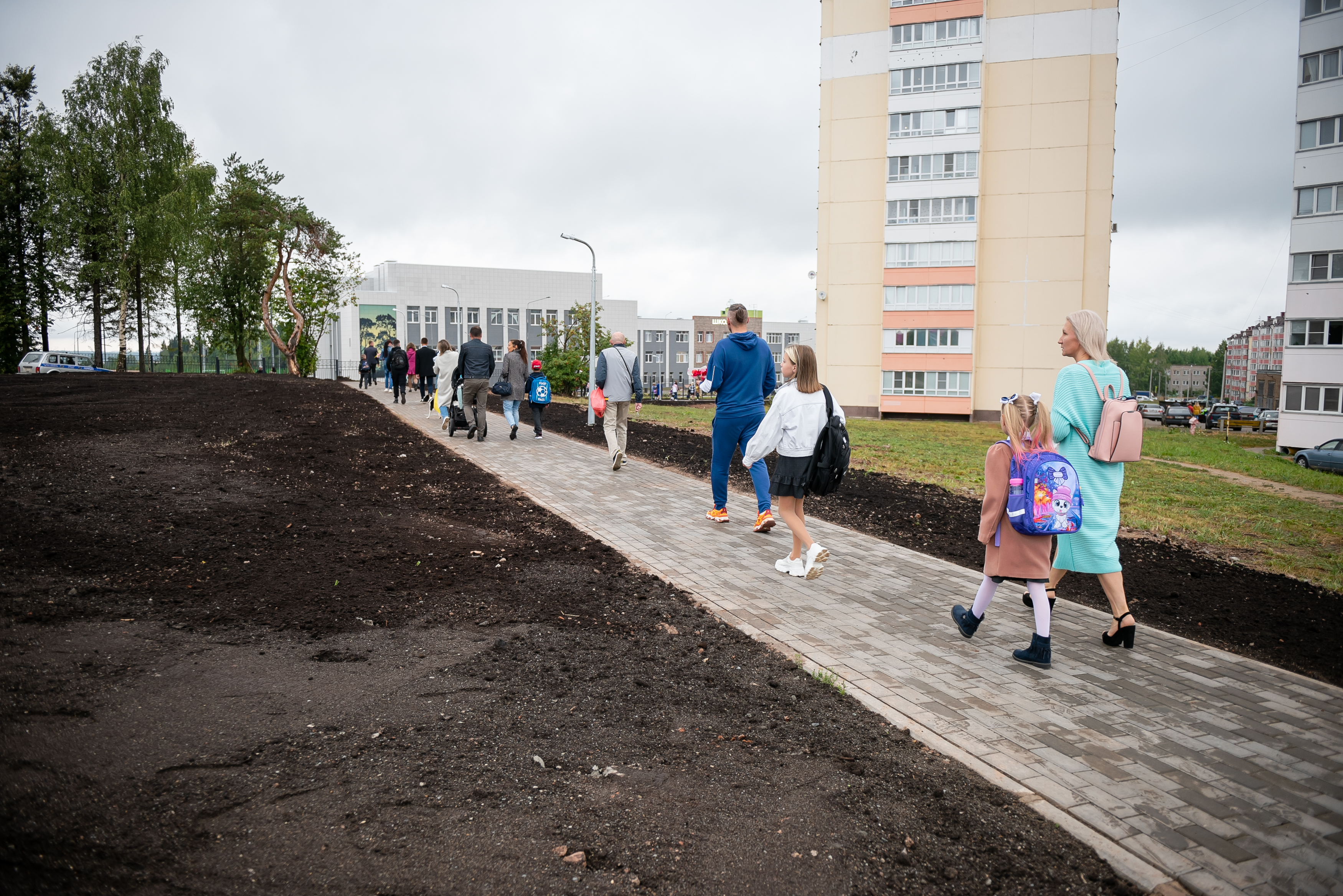 В Кирове открылась новая школа на 1000 мест