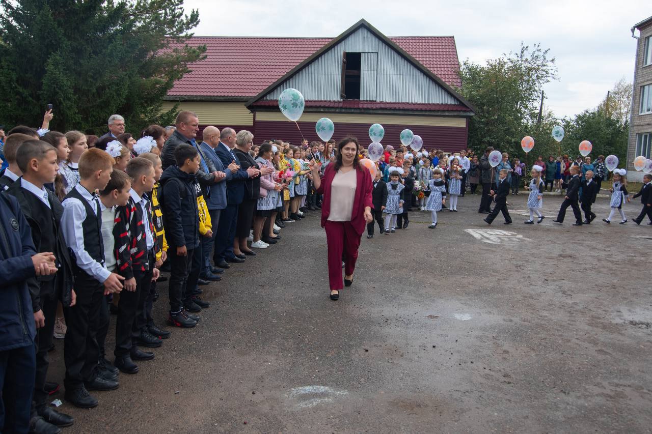 В Орджоникидзевском районе после капремонта открылась Устино-Копьёвская школа