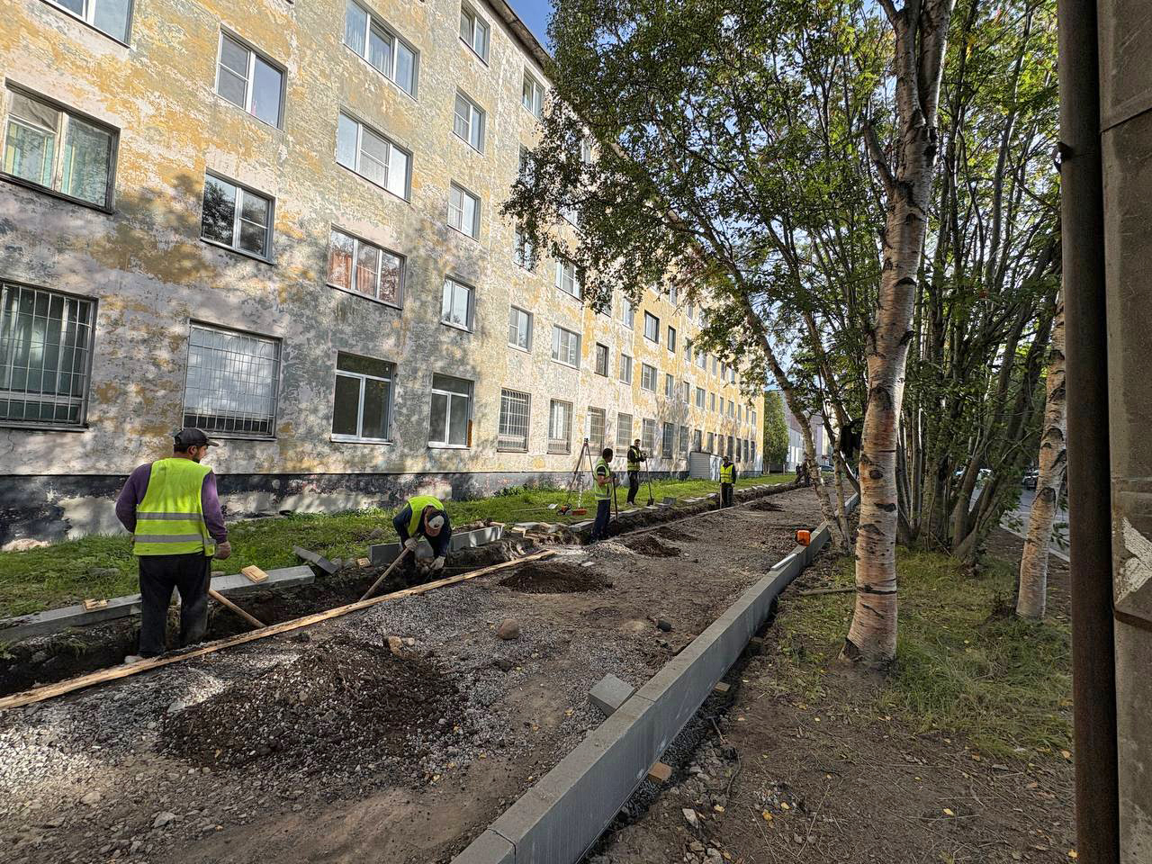 В Мурманске «Единая Россия» оценила ход дорожных ремонтов в рамках партийного проекта «Безопасные дороги»