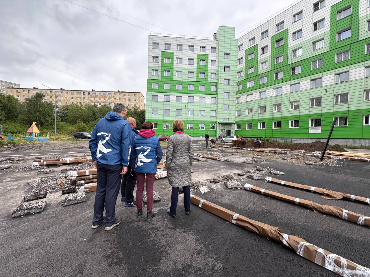 Создание «умной спортивной площадки» на Аскольдовцев, 9/22 в Мурманске вышло на финальную стадию