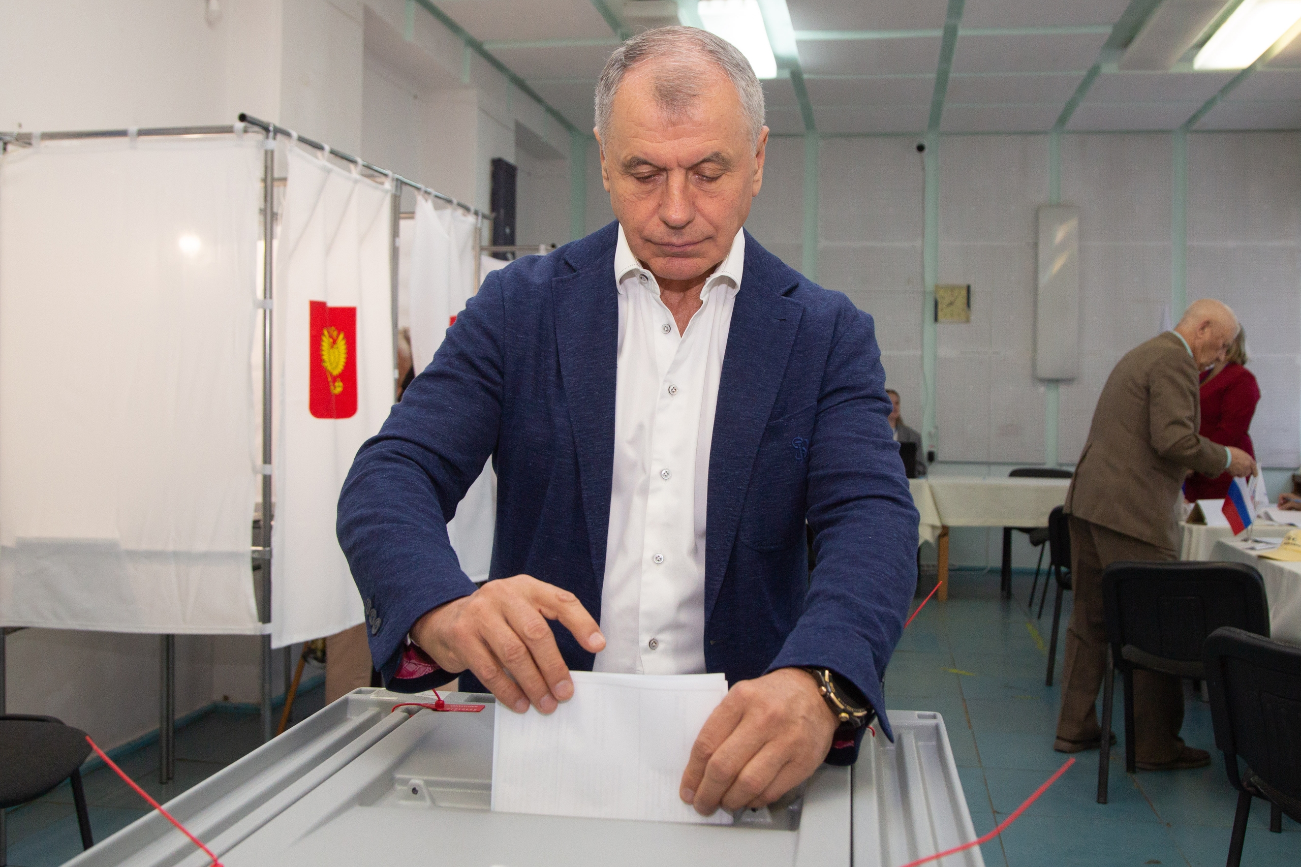 Владимир Константинов проголосовал на выборах в Государственную Думу РФ