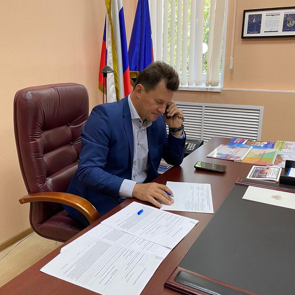  Роман Романенко провел прием граждан в Оренбурге