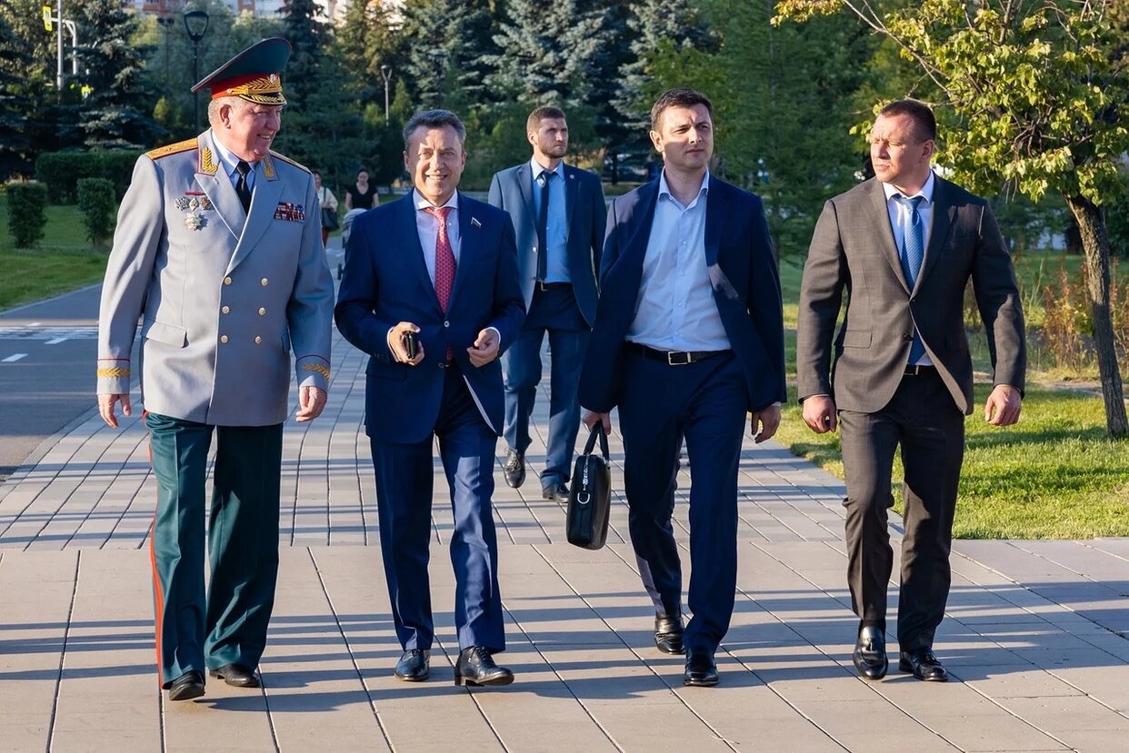  Анатолий Выборный провел встречу с жителями ЮЗАО Москвы