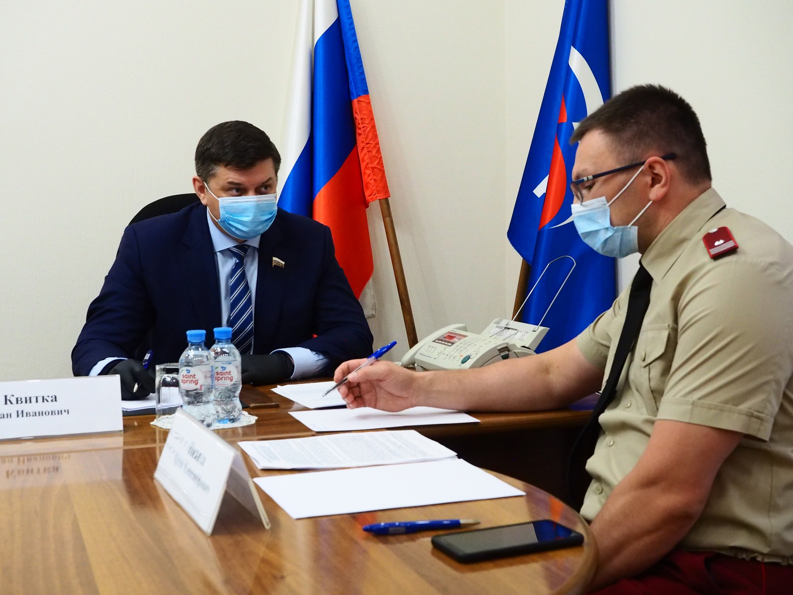 Иван Квитка провел онлайн-прием граждан по вопросам защиты прав потребителей в сфере туризма в Тюмени