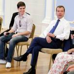 Дмитрий Медведев: Интернет превратился в важную деловую среду 