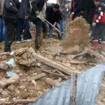 Землетрясение в Турции сделало сиротами 155 детей