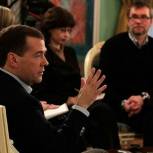 Медведев: Невозможно вернуть систему госраспределения выпускников вузов
