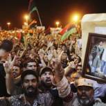 Между ливийскими в столице государства повстанцами произошла перестрелка 