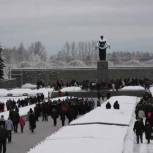 Путин почтил память блокадников Ленинграда