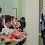 Путин готов вручить мандаты наблюдателей на выборах участникам Корпуса наблюдателей 
