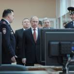 Правительство РФ подготовит поправки, которые позволят регионам доплачивать сотрудникам полиции - Путин 