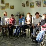В Набережных Челнах проходит выставка молодых художников с ограниченными возможностями