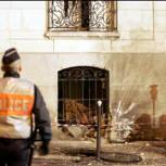 В Париже перед посольством Индонезии произошел взрыв
