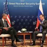 Обама надеется на достижение прогресса по ПРО между РФ и США к 2013 году 