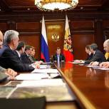 Медведев: Парламентский центр будет расположен на территории новой Москвы