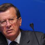 Зубков: До 2014 года в регионы направят 10 млрд рублей на закупку лесопожарной техник