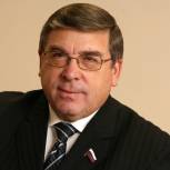 Рязанский: Вступление Медведева в «Единую Россию» сделает политику современнее