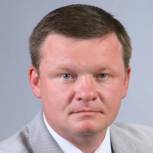 Михаил Исаев: Реальная политика в их представлении начинается и заканчивается пустыми высказываниями 