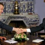 Медведев обсудил с Раулем Кастро вопросы двустороннего сотрудничества