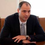 Денис Паслер оценил сельхозтехнику, стоящую на вооружении свердловских аграриев