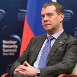 Дмитрий Медведев отправился на спецпоезде в путешествие по Сибири