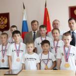 Юные каратисты из Уссурийска сделали подарок любимому городу