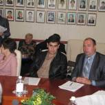 Калужские  сторонники обсуждают инициативы "Единой России" по ограничениям для чиновников