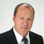 Александр Морозов поздравляет с Днем учителя