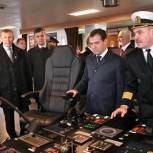 Российские полярники попросили у премьера новый корабль